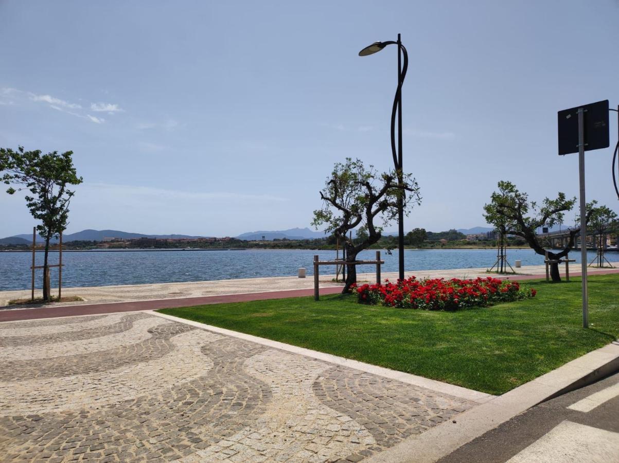 Seaside Apartments Casa Carla E Casa Andrea Olbia Exteriér fotografie